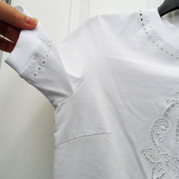 Dolce & Gabbana- Floral Logo Crew Neck T-shirt- size XS - Picture 12 of 16